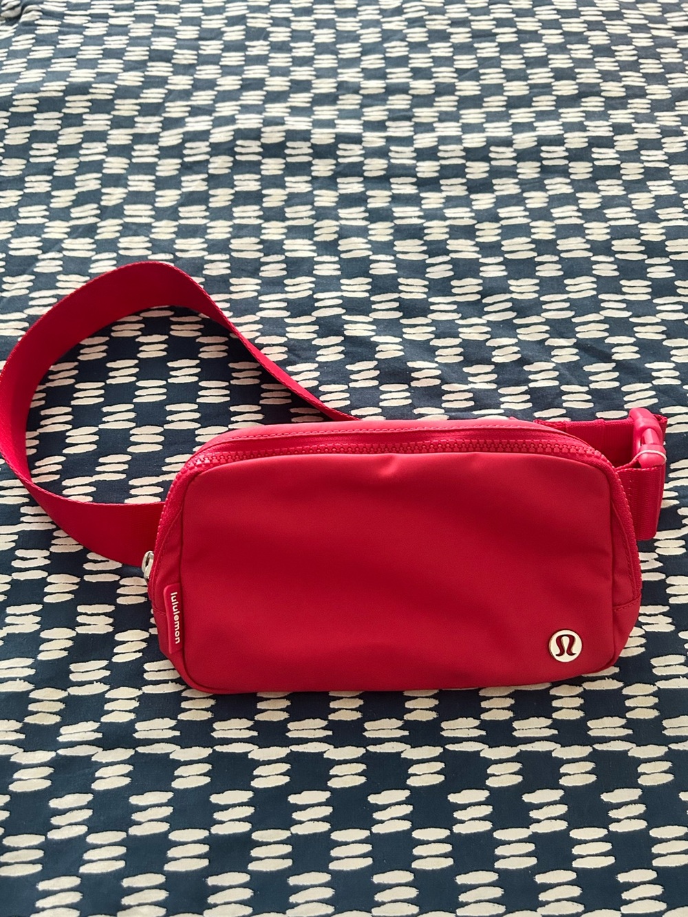 Lululemon Everywhere Belt Bag 1L Cerise Pink NWT Crossbody Fanny Pack